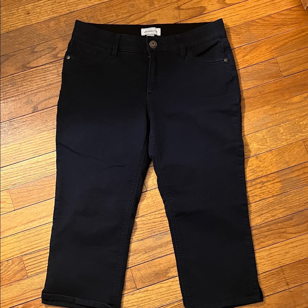 Liz Claiborne dark blue Capri Jeans